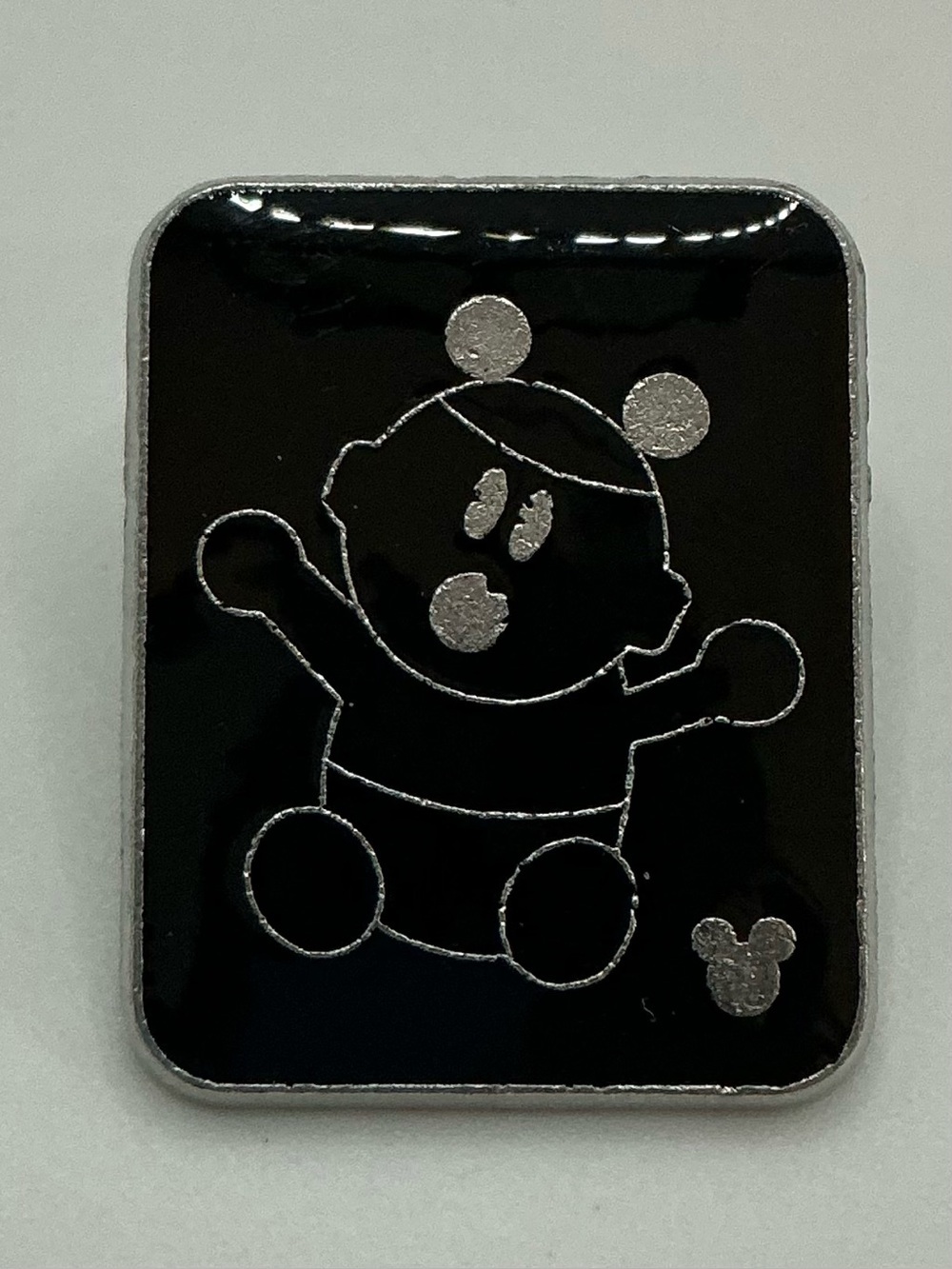 2008 DISNEY BABY BOY GIRL MOUSE EARS HIDDEN MICKEY FAMILY SERIES COLLECTIBLE PIN